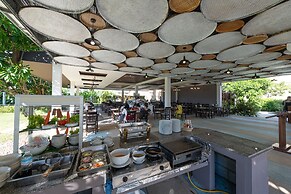 Blue Beach Grand Resort and Spa