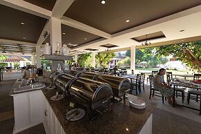 Blue Beach Grand Resort and Spa