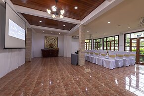 Blue Beach Grand Resort and Spa