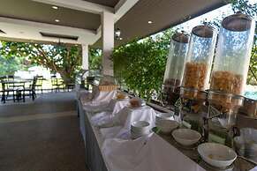 Blue Beach Grand Resort and Spa