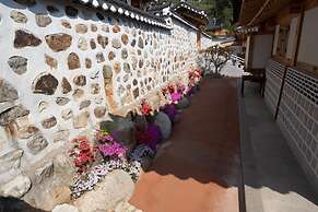 Donghae Hanok Donganjae