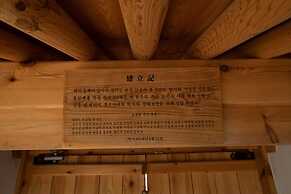 Donghae Hanok Donganjae