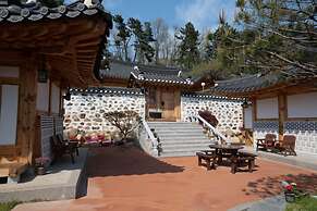 Donghae Hanok Donganjae