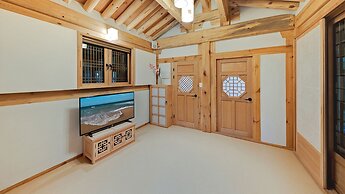 Donghae Hanok Donganjae