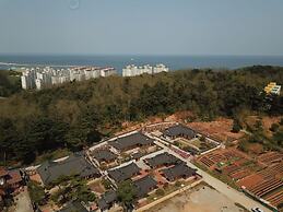 Donghae Hanok Donganjae