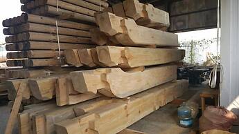 Donghae Hanok Donganjae