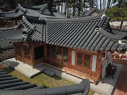 Donghae Hanok Donganjae