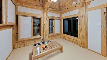 Donghae Hanok Donganjae