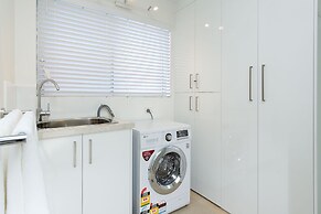 The Executive - Central & Sophisticated