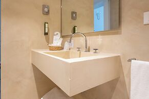 Donna Domenica Boutique Suites