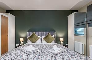 Central Belfast Apartments: Victoria