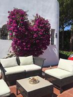 Fascinating & Luxurious Mountain & Pool View Apartment in Porto Banús