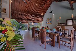 Kutus Kutus Saba Beach Villa