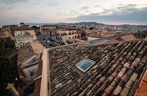 Boutique - Lodge & Suites