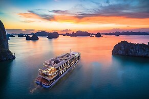 Heritage Cruises Cat Ba Archipelago