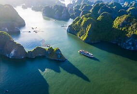 Heritage Cruises Cat Ba Archipelago