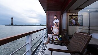 Heritage Cruises Cat Ba Archipelago