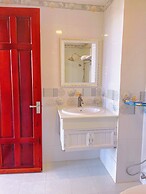 Sunrise Ninh Thuan Hotel