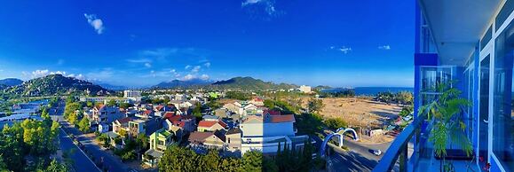 Sunrise Ninh Thuan Hotel