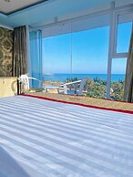 Sunrise Ninh Thuan Hotel