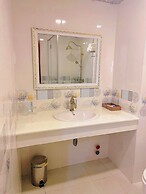 Sunrise Ninh Thuan Hotel