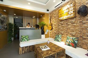 Pham Ngu Lao Center Chill House