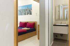 Pham Ngu Lao Center Chill House