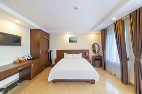 Huyen 179 Hotel