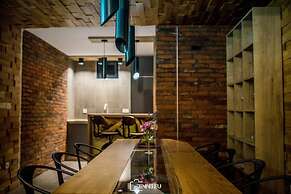 Luxury Apartments  Madomi