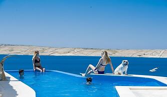 Luxury Apartments  Madomi