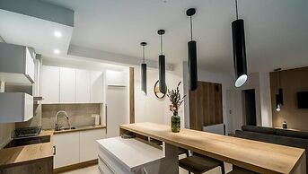 Luxury Apartments  Madomi