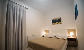 Luxury Apartments  Madomi