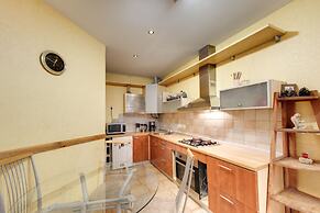 Apartment on Marata 35