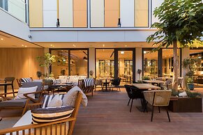 Hotel Indigo Larnaca by IHG