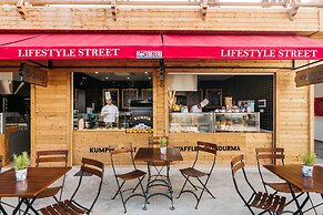 Lord's Palace Hotel Spa & Casino