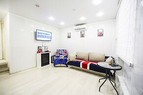 Apartment near St Isaac's Cathedral