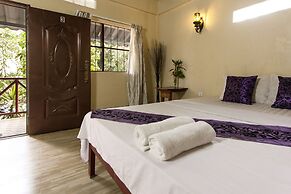 Green Mango Bungalows