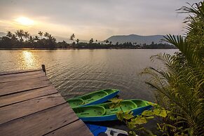 Green Mango Bungalows