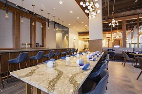 BLU-Tique, Akron, a Tribute Portfolio Hotel