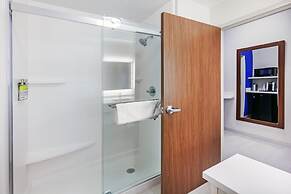Holiday Inn Express & Suites Tulsa Northeast - Owasso by IHG