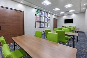 Holiday Inn Express & Suites Tulsa Northeast - Owasso by IHG
