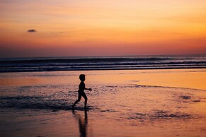 Fairfield by Marriott Bali Kuta Sunset Road