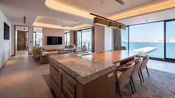 Intercontinental Yokohama Pier 8 by IHG