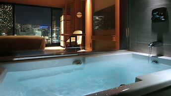 Intercontinental Yokohama Pier 8 by IHG