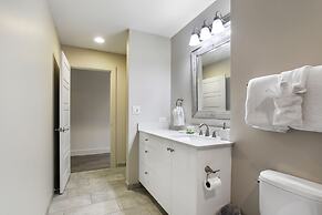 Gorgeous Condos Near French Quarter