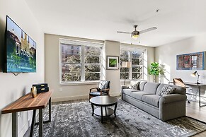 Gorgeous Condos Near French Quarter