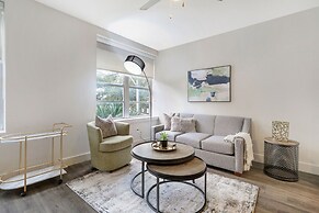 Gorgeous Condos Near French Quarter