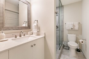 Gorgeous Condos Near French Quarter