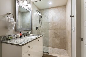 Gorgeous Condos Near French Quarter