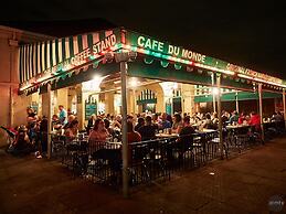 Gorgeous Condos Near French Quarter